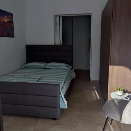 Anna Apartment